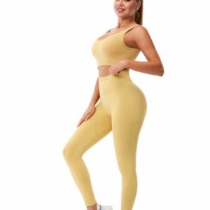 حمالة صدر رياضية مبطنة بشكل خفيف