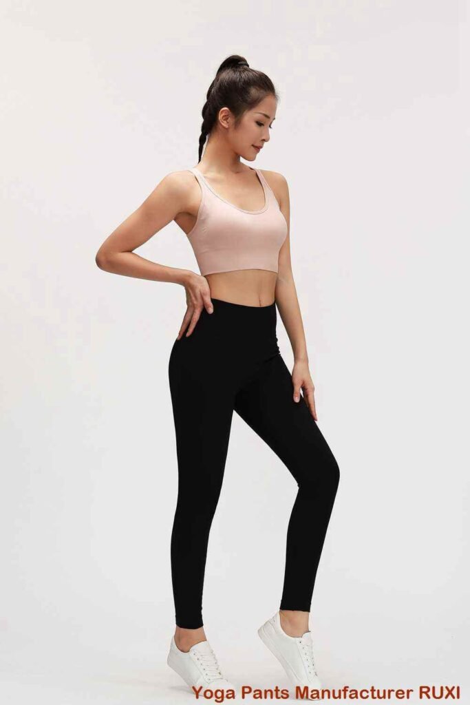 بنطال رجالي خفيف الوزن وسريع الجفاف